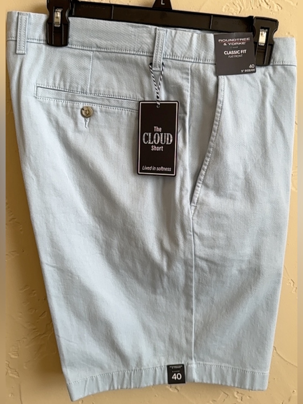 Roundtree & Yorke Light Blue The Cloud Short Classic Fit Chinos